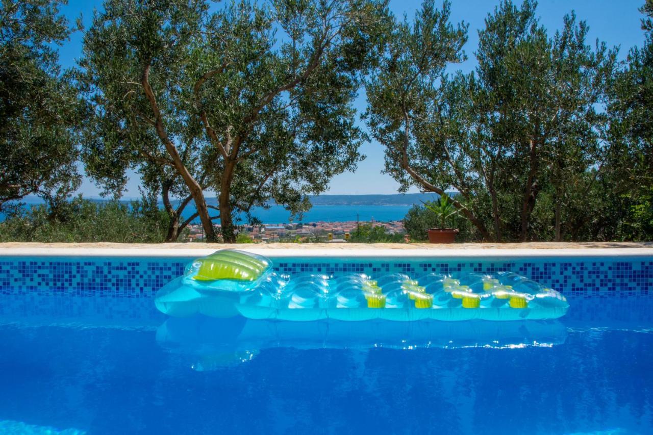 Plum Holiday Home Kaštel Stari Dış mekan fotoğraf