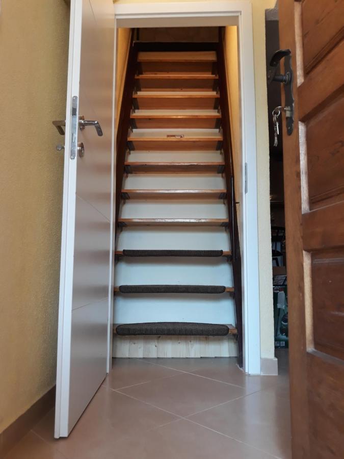 Plum Holiday Home Kaštel Stari Dış mekan fotoğraf